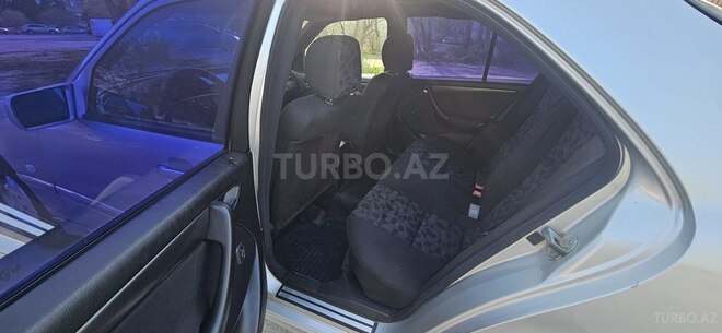Mercedes C 200 1999, 272,772 km - 2.0 l - Sumqayıt