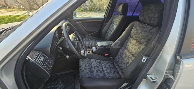 Mercedes C 200 1999, 272,772 km - 2.0 l - Sumqayıt