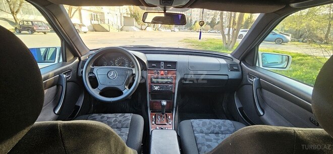 Mercedes C 200 1999, 272,772 km - 2.0 l - Sumqayıt