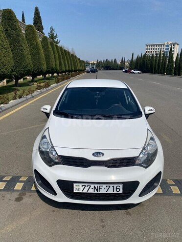Kia Rio 2012, 180,000 km - 1.1 л - Gəncə