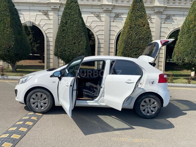 Kia Rio 2012, 180,000 km - 1.1 л - Gəncə
