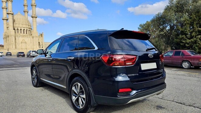 Kia Sorento-10