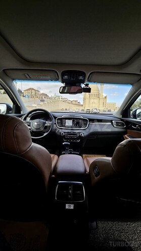 Kia Sorento-19