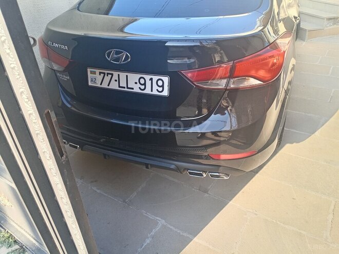 Hyundai Elantra 2015, 220,000 km - 1.8 l - Bakı