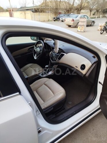 Chevrolet Cruze 2014, 260,000 km - 1.4 l - Biləsuvar