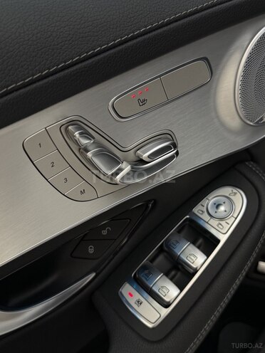 Mercedes GLC 300 4MATIC Coupe-19