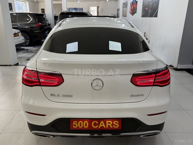 Mercedes GLC 300 4MATIC Coupe-5