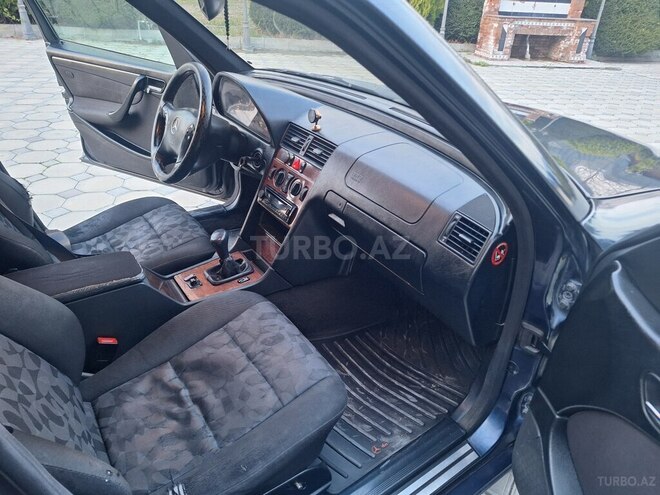 Mercedes C 180 1998, 336,589 km - 1.8 л - Şəki