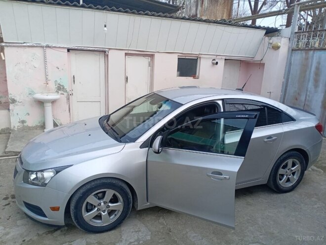 Chevrolet Cruze 2012, 175,445 km - 1.6 l - Tovuz