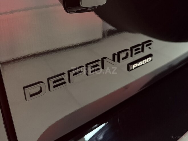 Land Rover Defender-26