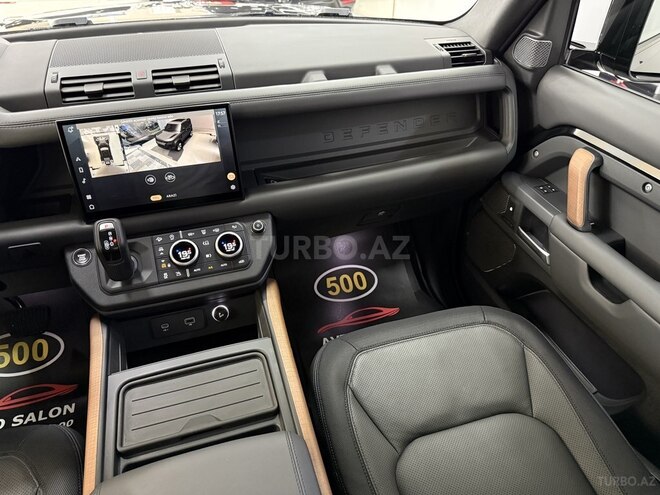 Land Rover Defender-22