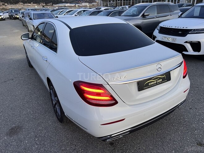 Mercedes E 220 d 2016, 208,000 km - 2.2 l - Bakı