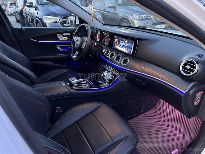 Mercedes E 220 d 2016, 208,000 km - 2.2 l - Bakı