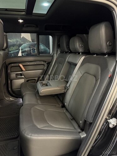 Land Rover Defender-20
