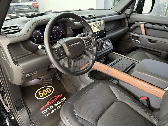 Land Rover Defender-13