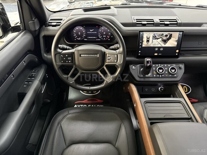 Land Rover Defender-8