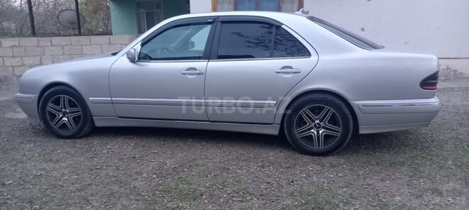 Mercedes E 220 d 2000, 625,000 km - 2.2 l - Ağdam