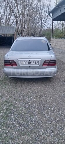 Mercedes E 220 d 2000, 625,000 km - 2.2 l - Ağdam