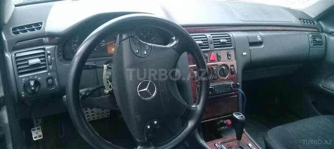 Mercedes E 220 d 2000, 625,000 km - 2.2 l - Ağdam
