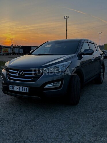 Hyundai Santa Fe-5