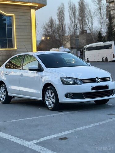 Volkswagen Polo 2012, 321,019 km - 1.6 л - Bakı