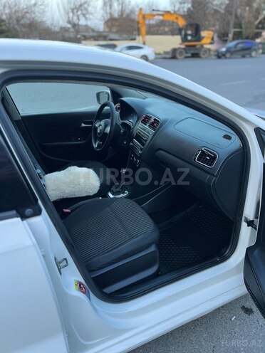 Volkswagen Polo 2012, 321,019 km - 1.6 л - Bakı