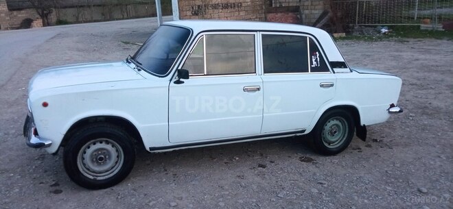 LADA (VAZ) 21011 1985, 98,000 km - 1.3 л - Göyçay
