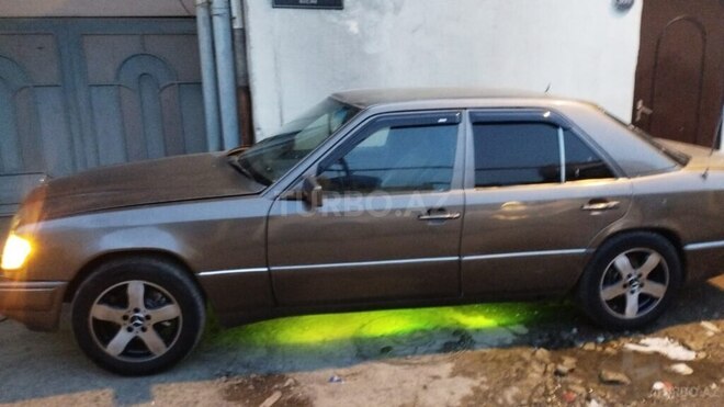 Mercedes E 220 d 1991, 500,000 km - 2.3 l - Bakı