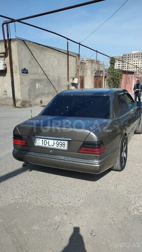 Mercedes E 220 d 1991, 500,000 km - 2.3 l - Bakı