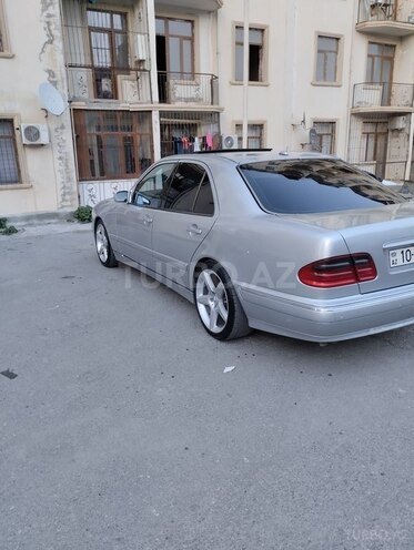 Mercedes E 320 2000, 386,790 km - 3.2 l - Bakı
