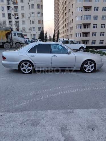 Mercedes E 320 2000, 386,790 km - 3.2 l - Bakı