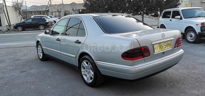 Mercedes E 220 d 1999, 234,000 km - 2.2 л - Sumqayıt