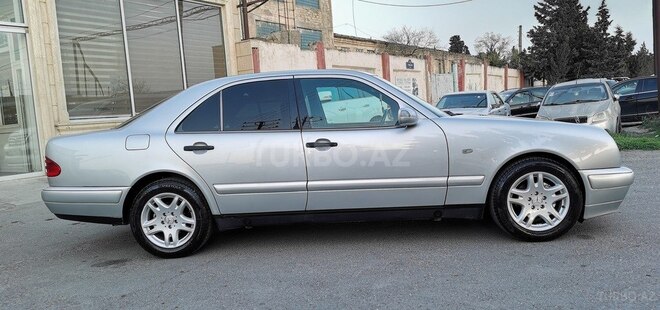 Mercedes E 220 d 1999, 234,000 km - 2.2 л - Sumqayıt