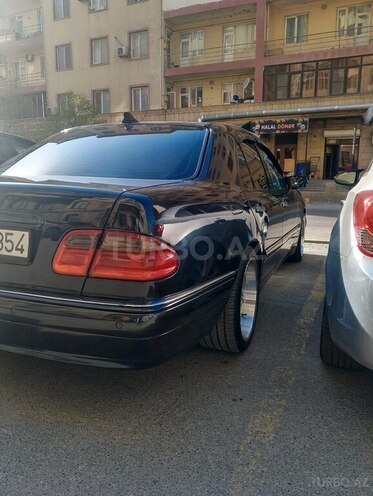 Mercedes E 240 1999, 456,895 km - 2.4 l - Bakı