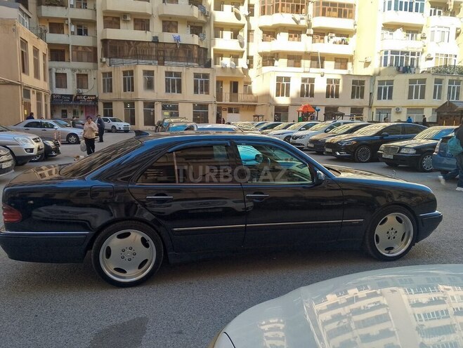 Mercedes E 240 1999, 456,895 km - 2.4 l - Bakı