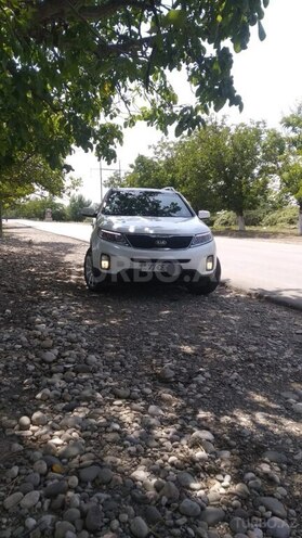 Kia Sorento 2013, 308,000 km - 2.0 l - Qusar