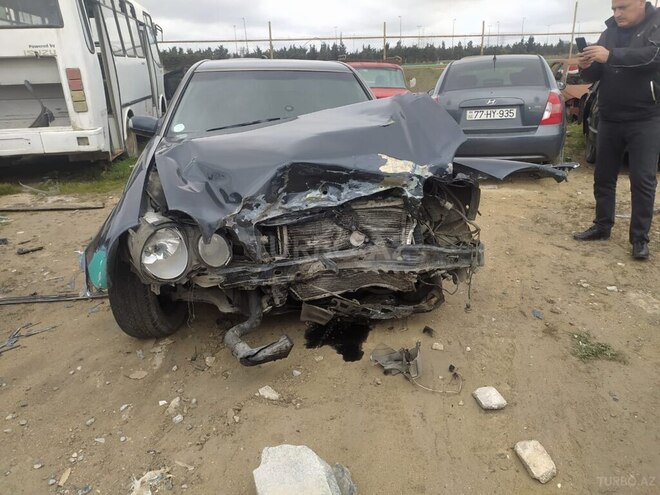 Mercedes E 220 d 2001, 60,060 km - 2.2 л - Bakı
