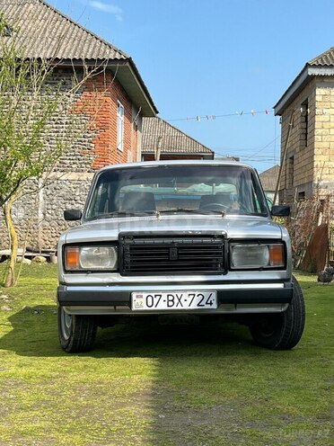 LADA (VAZ) 2107 2002, 38,000 km - 1.6 l - Astara