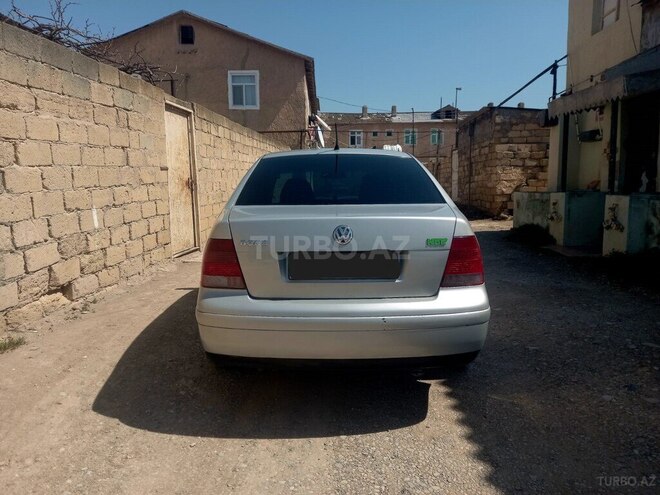 Volkswagen Bora 2000, 250,000 km - 2.0 l - Bakı