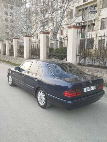 Mercedes E 230 1997, 479,000 km - 2.3 l - Bakı