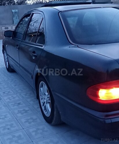 Mercedes E 290 1998, 65,311 km - 2.9 l - Neftçala