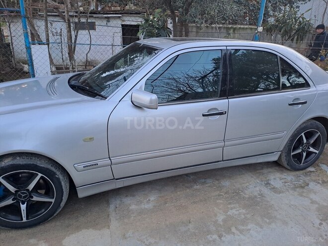 Mercedes E 200 1997, 398,000 km - 2.0 l - Bakı
