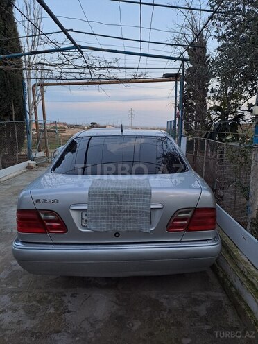 Mercedes E 200 1997, 398,000 km - 2.0 l - Bakı