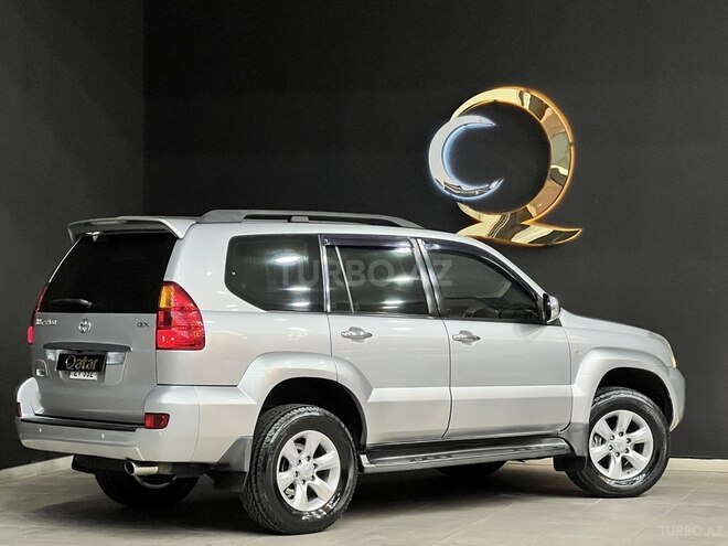 Toyota Land Cruiser Prado-10