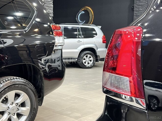 Toyota Land Cruiser Prado-6