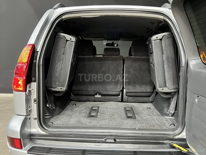 Toyota Land Cruiser Prado-9