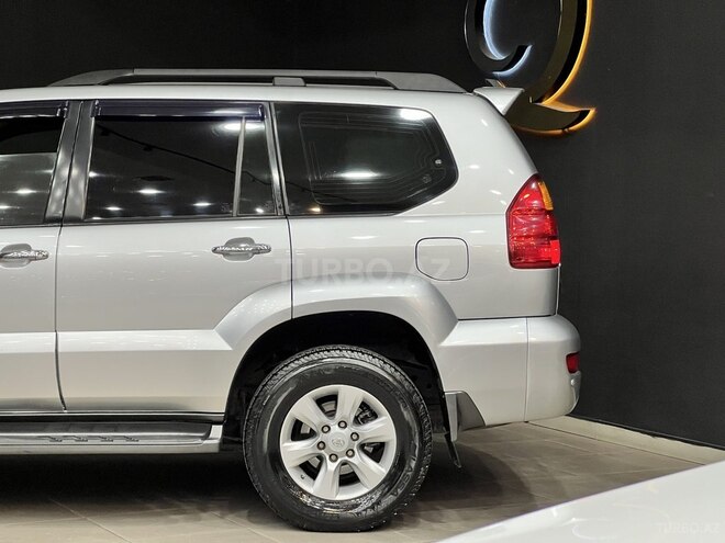 Toyota Land Cruiser Prado-3