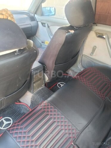 Mercedes C 220 1995, 250,000 km - 2.2 l - Qobustan