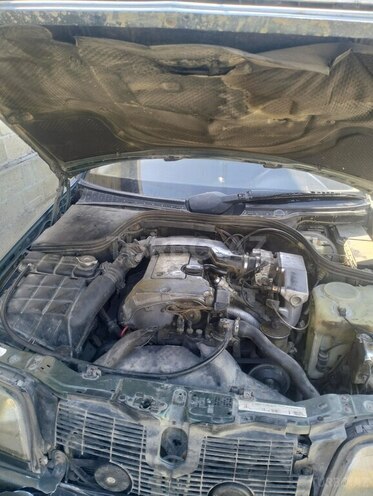Mercedes C 220 1995, 250,000 km - 2.2 l - Qobustan