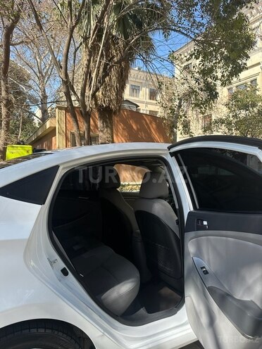 Hyundai Accent 2017, 95,500 km - 1.6 l - Bakı